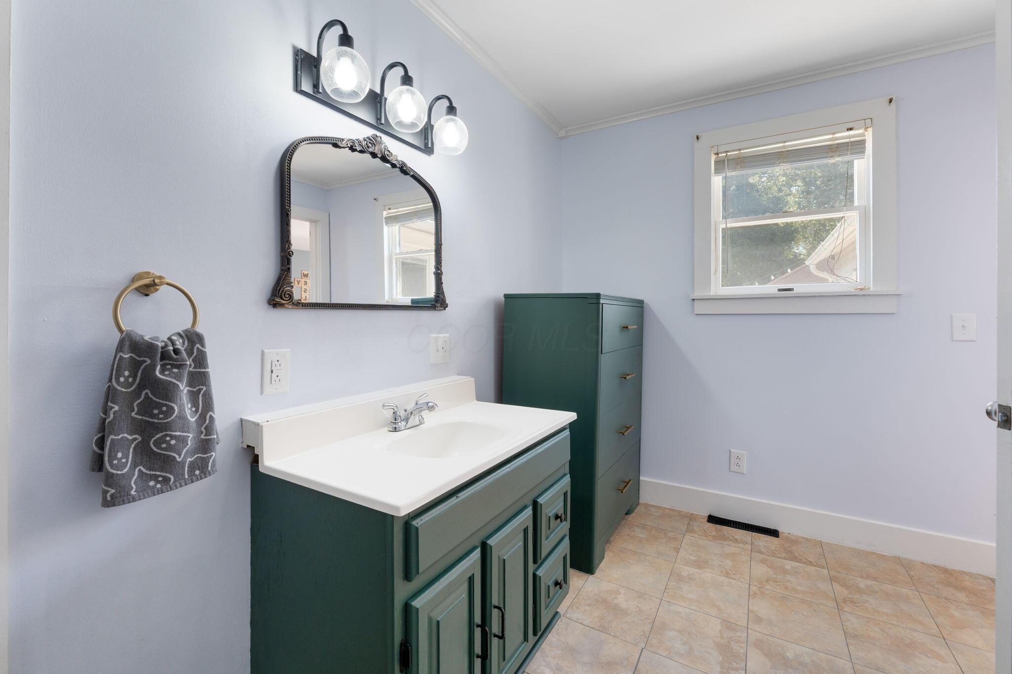 151 South Main Street Prospect, OH 43342 - Photo 18 of 33 151 S Main (Interior)-25