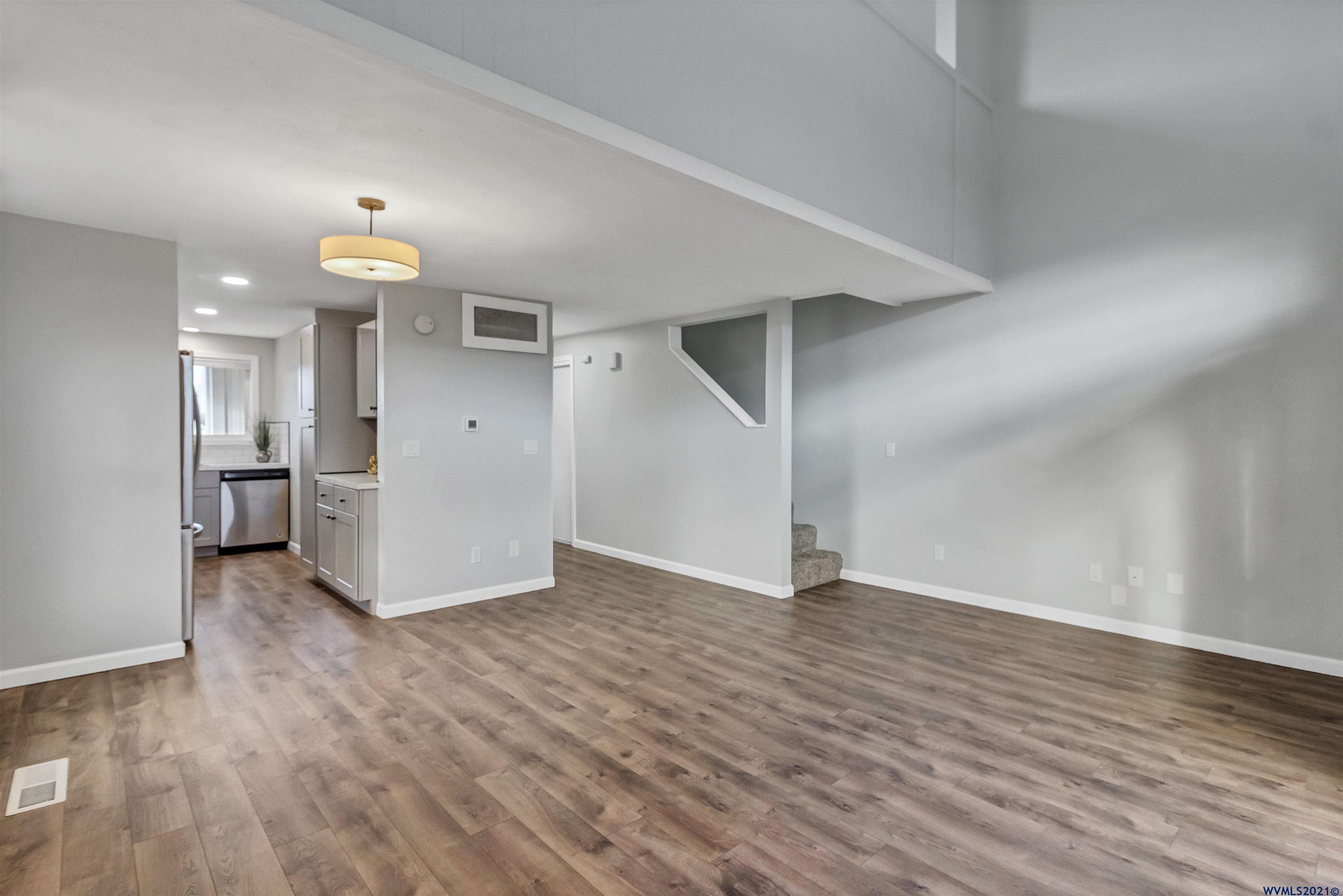 3868 Auburn Road Northeast Salem, OR 97301 - Photo 13 of 34