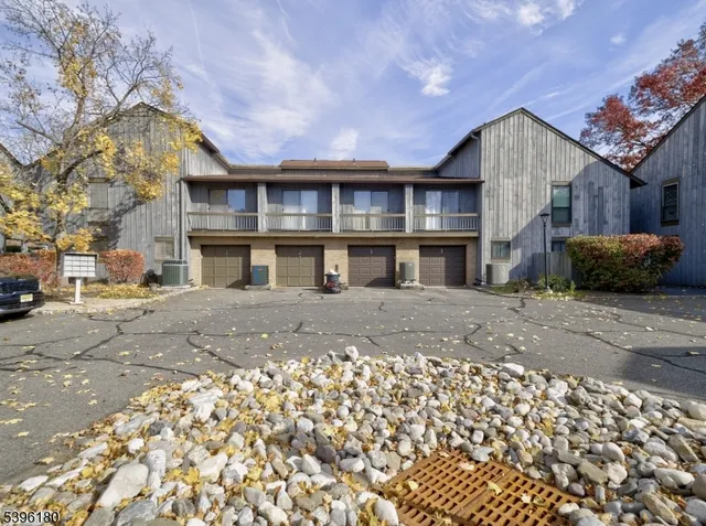 $439,000 | 277 Gemini Drive, Unit 1B, Hillsborough, NJ 08844