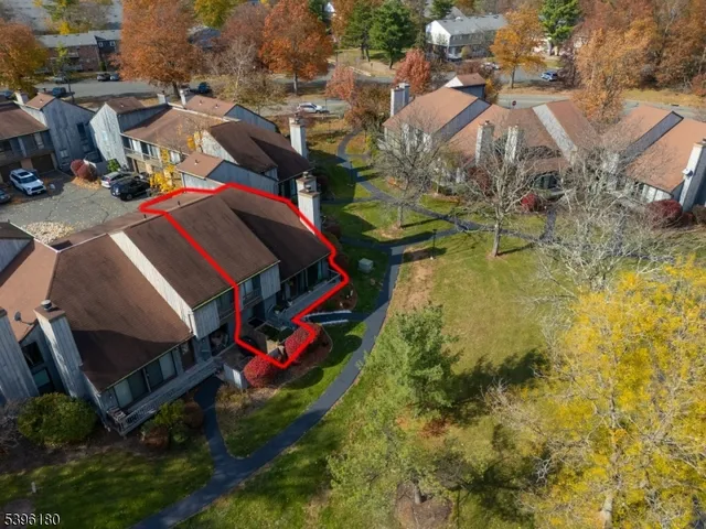 $439,000 | 277 Gemini Drive, Unit 1B, Hillsborough, NJ 08844