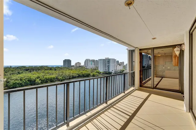 $699,000 | 936 Intracoastal Drive, Unit 11C, Fort Lauderdale, FL 33304