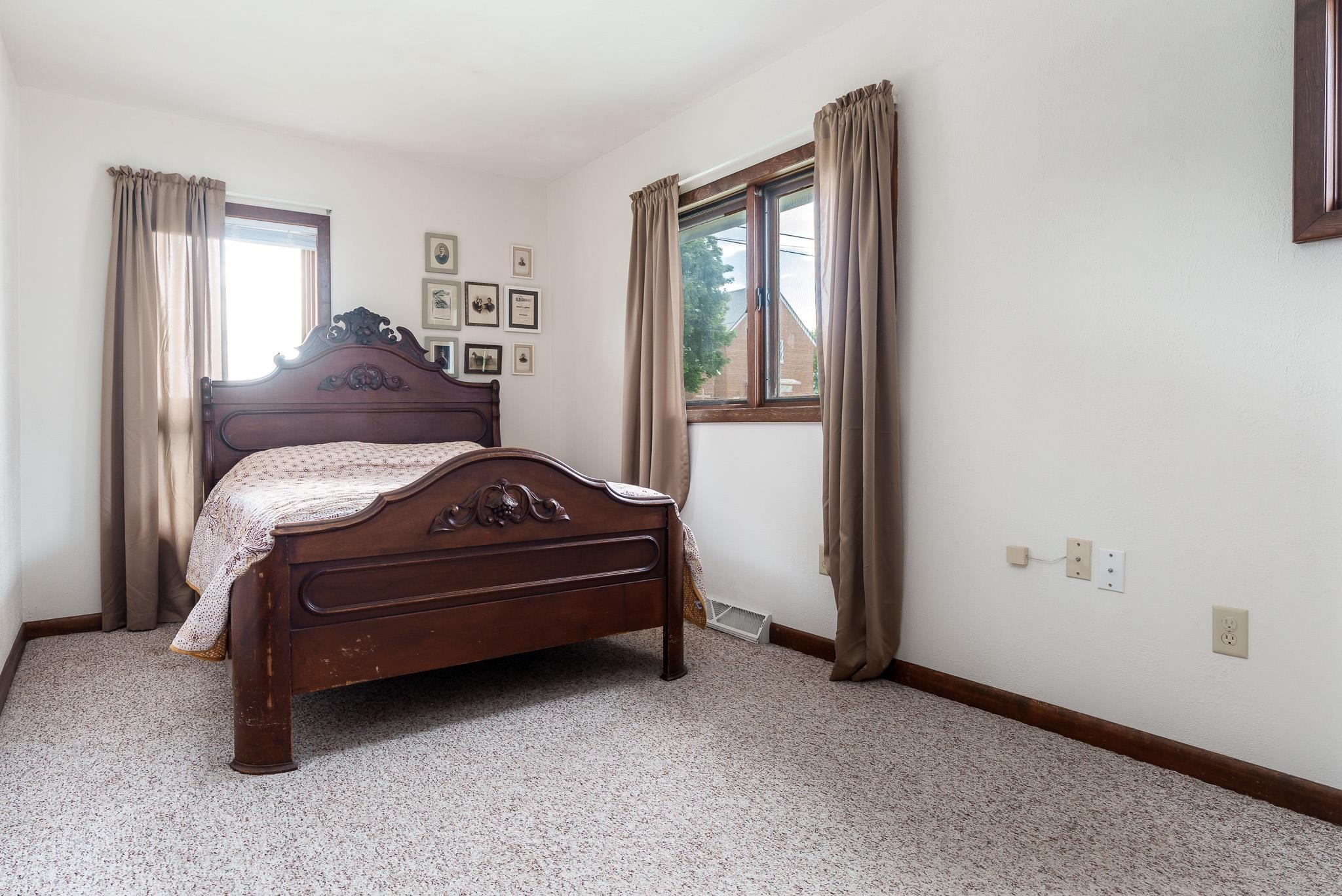320 East Street Clinton, WI 53525 - Photo 36 of 40