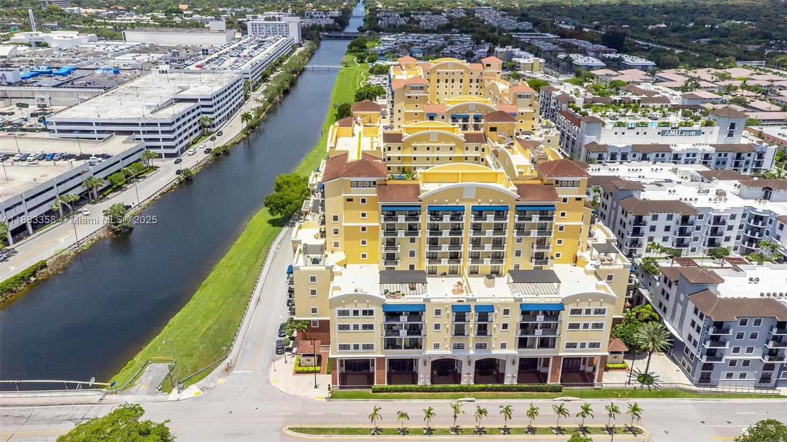 8390 Southwest 72nd Avenue, Unit 314 Miami, FL 33143 - Photo 26 of 35 a view of a large building