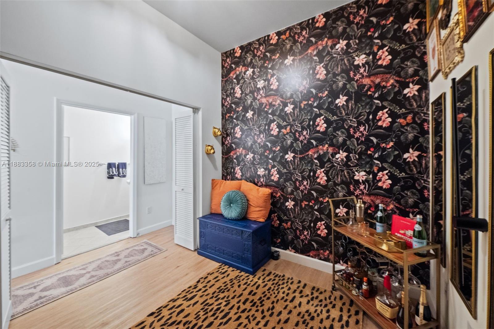 8390 Southwest 72nd Avenue, Unit 314 Miami, FL 33143 - Photo 6 of 35 a living room with furniture and a potted plant