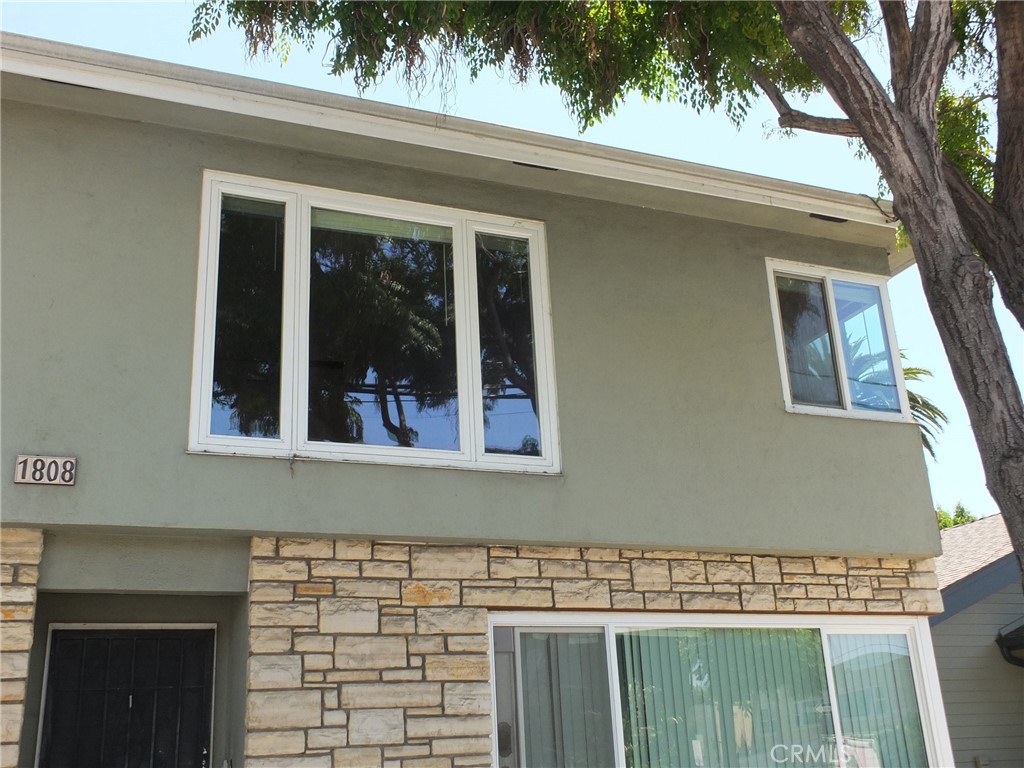 1808 East Appleton Street, Unit 7 Long Beach, CA 90802 - Photo 3 of 44 a view of front door