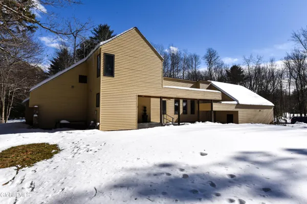 $550,000 | 321 Ruggles Road, Wilton, NY 12831