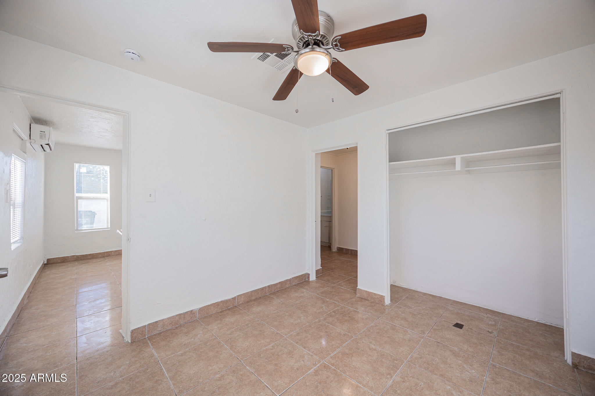 2537 East Willetta Street, Unit 4 Phoenix, AZ 85008 - Photo 8 of 15 a view of an empty room