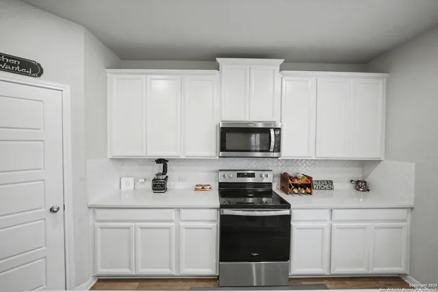 $2,195 | 3083 Mondavi Crest, Schertz, TX 78154