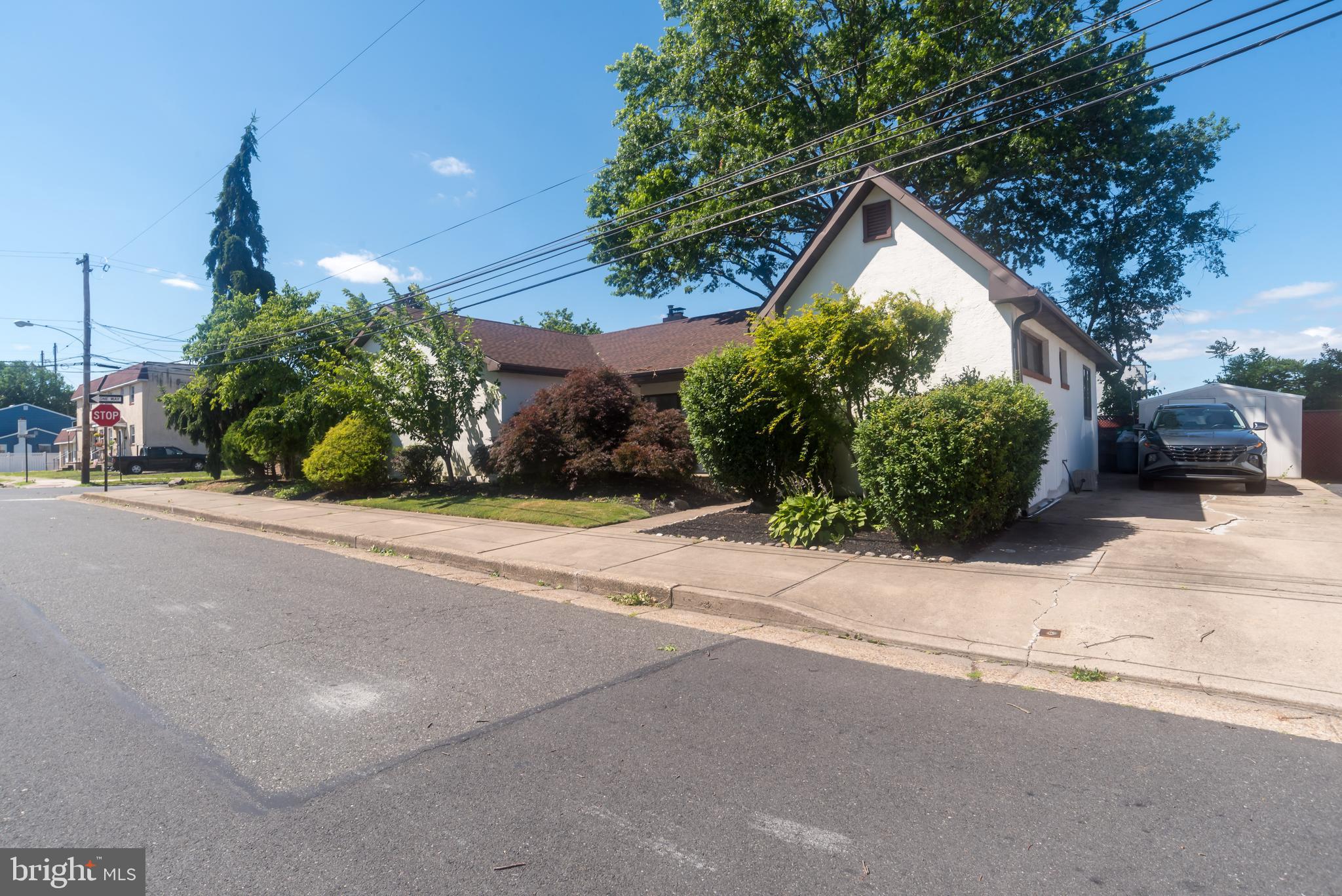 800 Point Street Bristol, PA 19007 - Photo 5 of 25 Front View with Driveway