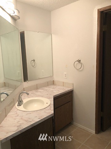 1541 Sheridan Road, Unit B1 Bremerton, WA 98310 - Photo 19 of 22 Gallery Image 19