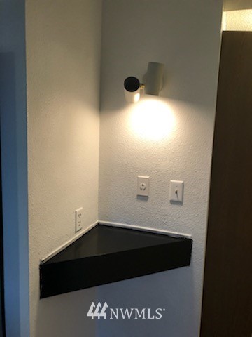 1541 Sheridan Road, Unit B1 Bremerton, WA 98310 - Photo 10 of 22 Gallery Image 10