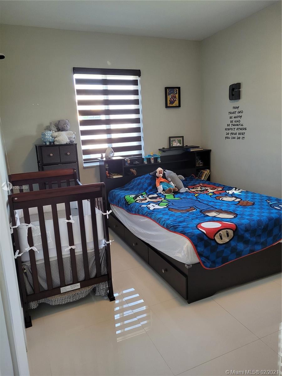 7575 Southwest 30th Terrace Miami, FL 33155 - Photo 8 of 11 Gallery Image 8