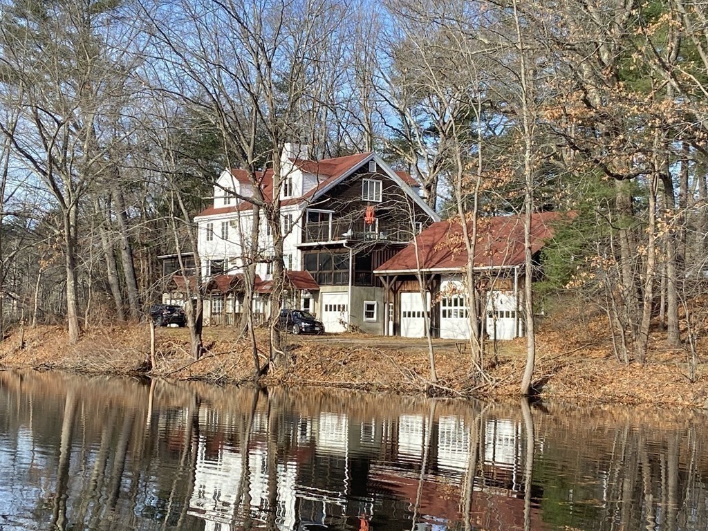 557 Dutton Road, Unit 6 Sudbury, MA 01776 - Photo 1 of 25