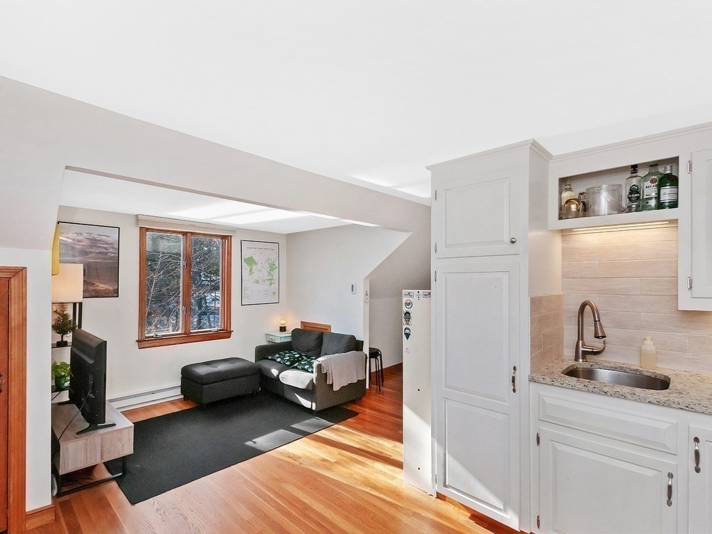 557 Dutton Road, Unit 6 Sudbury, MA 01776 - Photo 7 of 25
