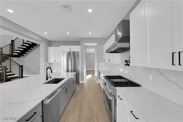 $8,800 | 10648 Stone Ledge Avenue, Las Vegas, NV 89135