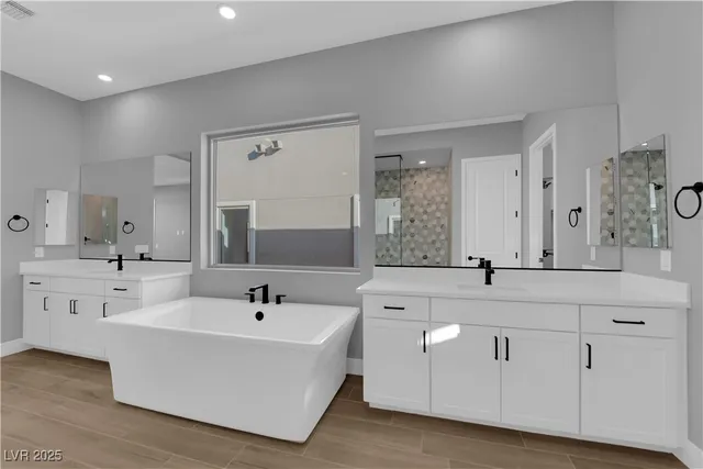 $8,800 | 10648 Stone Ledge Avenue, Las Vegas, NV 89135