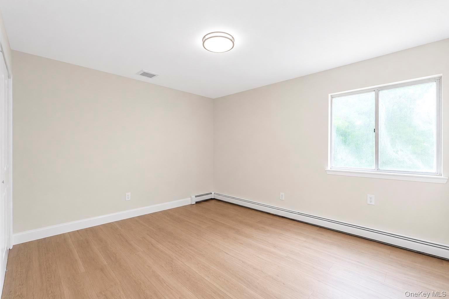 11 Bates Lane Ridge, NY 11961 - Photo 23 of 38 Gallery Image 23