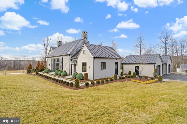 $5,500,000 | 1 Foxtrot Knoll Lane, Middleburg, VA 20117