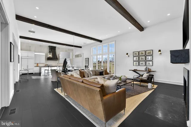 $5,500,000 | 1 Foxtrot Knoll Lane, Middleburg, VA 20117