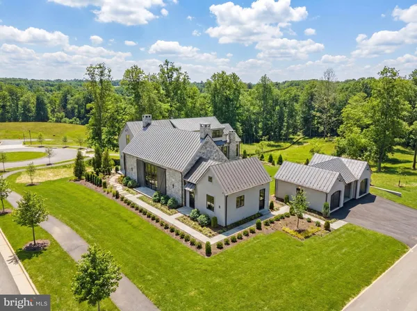 $5,500,000 | 1 Foxtrot Knoll Lane, Middleburg, VA 20117