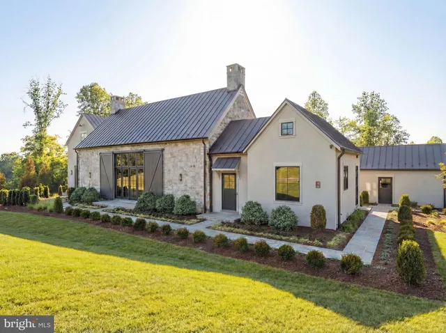 $5,500,000 | 1 Foxtrot Knoll Lane, Middleburg, VA 20117