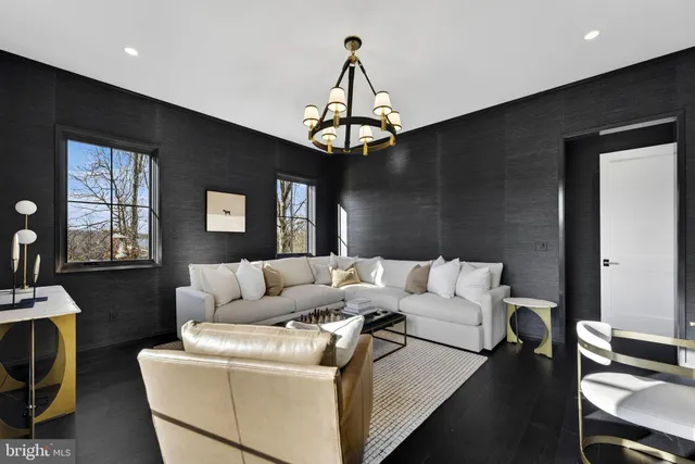 $5,500,000 | 1 Foxtrot Knoll Lane, Middleburg, VA 20117