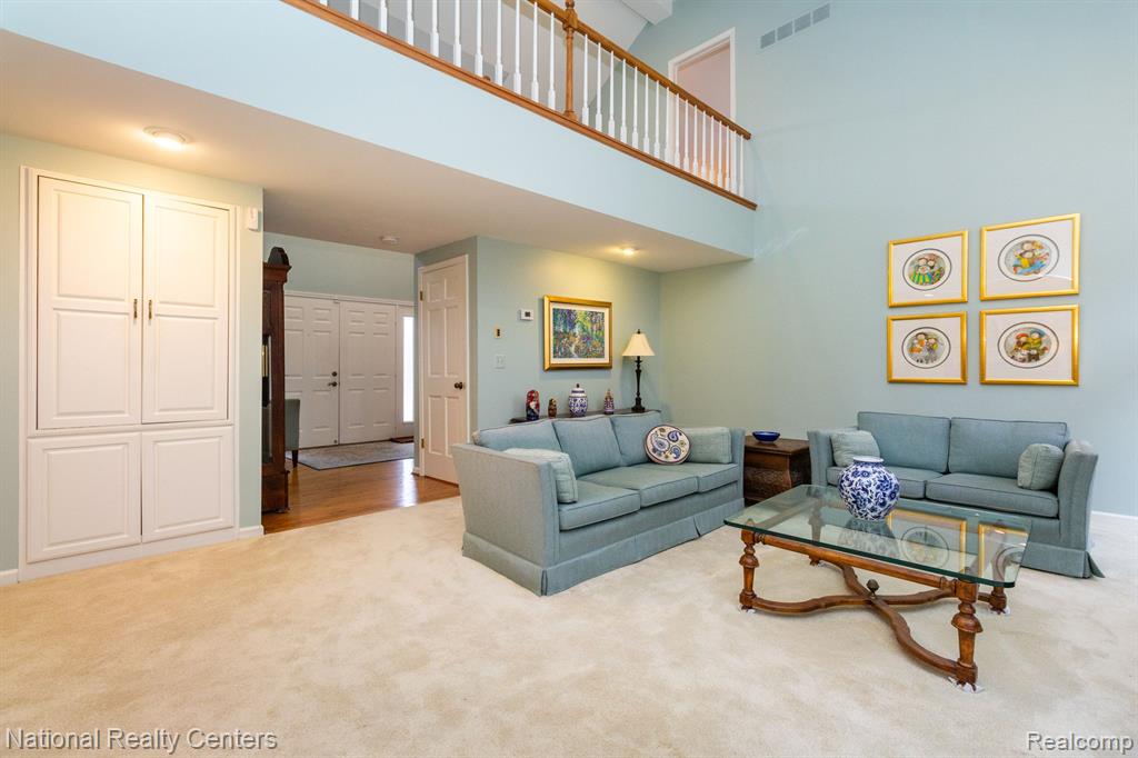 36985 Valley Ridge Drive Farmington Hills, MI 48331 - Photo 10 of 51