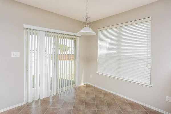 $2,270 | 4252 Glen Abbey Drive, Fort Worth, TX 76036