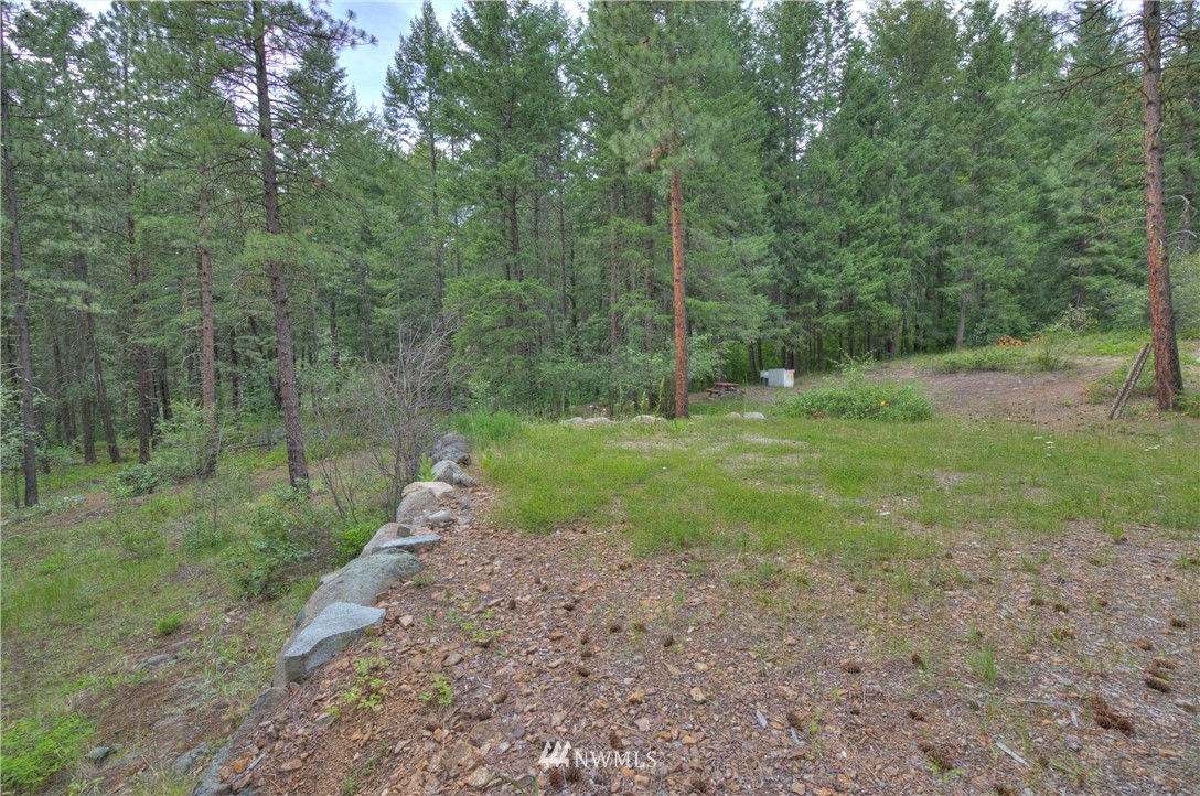 41 Highland Road Winthrop, WA 98862 - Photo 11 of 40