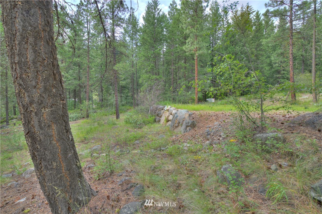 41 Highland Road Winthrop, WA 98862 - Photo 13 of 40
