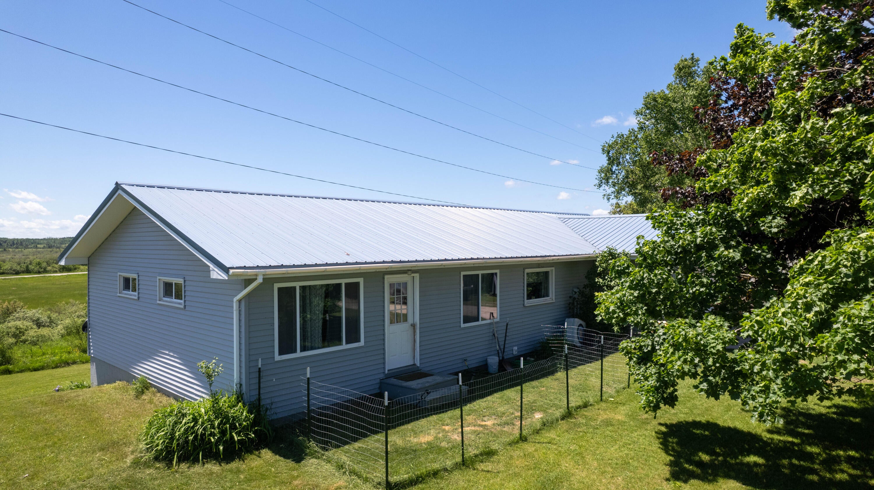 7209 South River Road Cheboygan, MI 49721 - Photo 8 of 29 Gallery Image 8