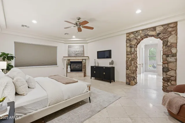 $1,600,000 | 6355 East Barwick Drive, Cave Creek, AZ 85331