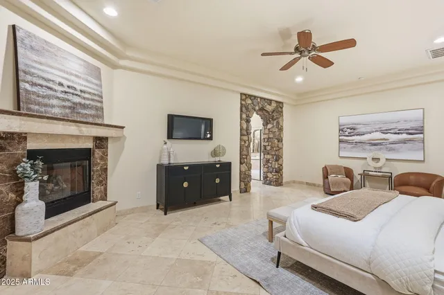 $1,600,000 | 6355 East Barwick Drive, Cave Creek, AZ 85331