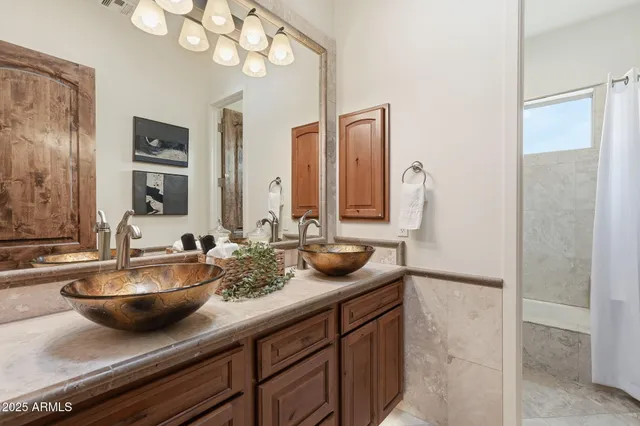 $1,600,000 | 6355 East Barwick Drive, Cave Creek, AZ 85331