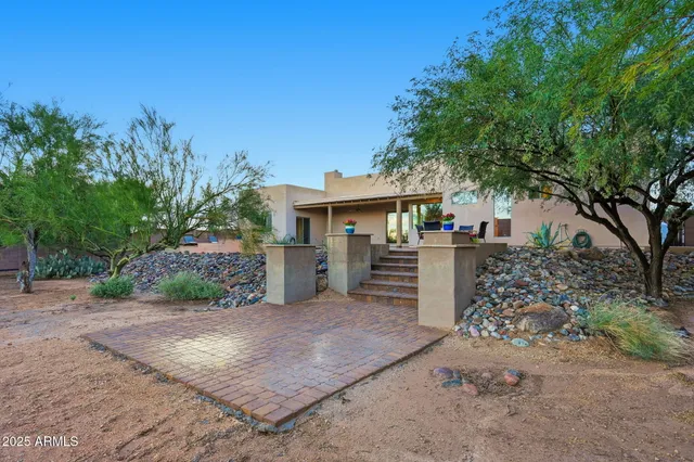 $1,600,000 | 6355 East Barwick Drive, Cave Creek, AZ 85331