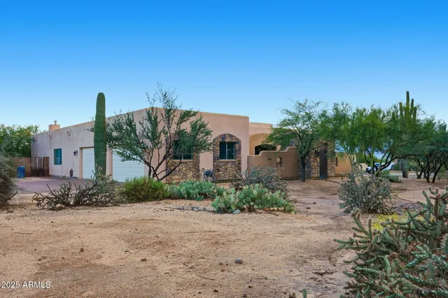 $1,600,000 | 6355 East Barwick Drive, Cave Creek, AZ 85331