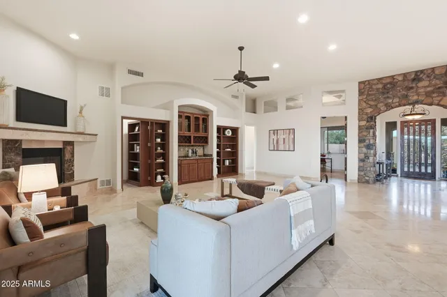 $1,600,000 | 6355 East Barwick Drive, Cave Creek, AZ 85331