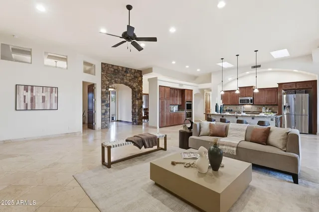 $1,600,000 | 6355 East Barwick Drive, Cave Creek, AZ 85331