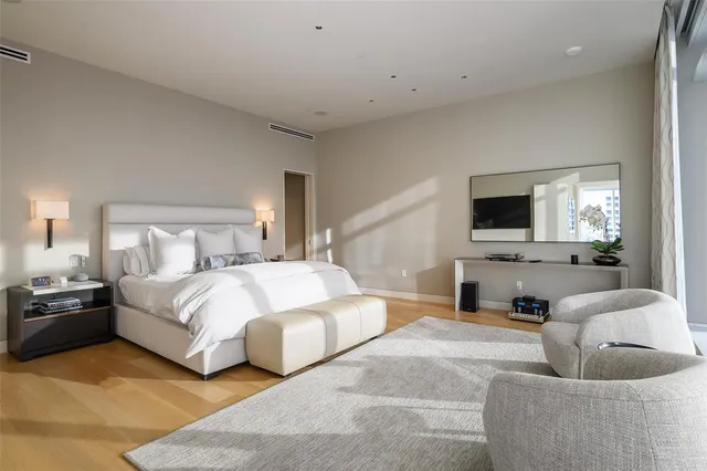 $5,595,000 | 1747 Leonard Street, Unit 1901, Dallas, TX 75201