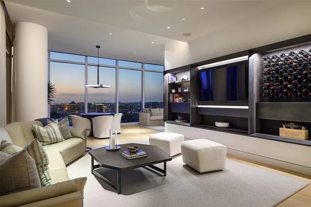 $5,595,000 | 1747 Leonard Street, Unit 1901, Dallas, TX 75201