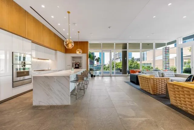 $5,595,000 | 1747 Leonard Street, Unit 1901, Dallas, TX 75201