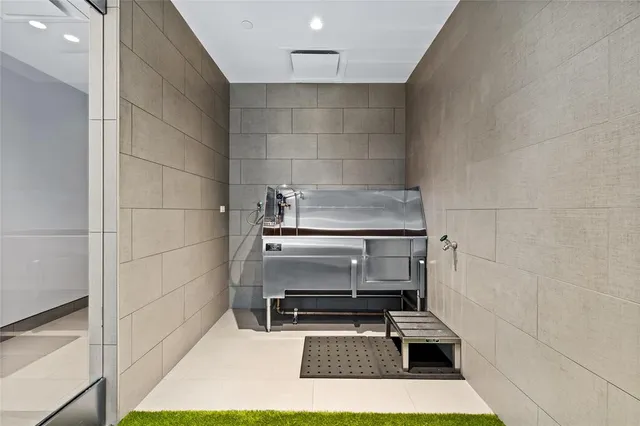 $5,595,000 | 1747 Leonard Street, Unit 1901, Dallas, TX 75201