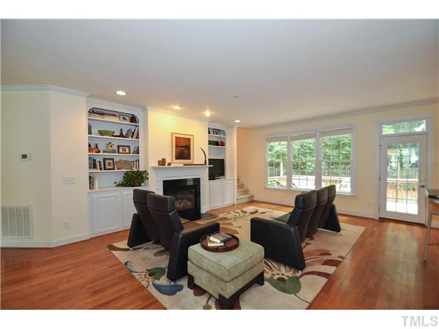 1611 Weatherford Circle Raleigh, NC 27604 - Photo 2 of 25 Photo 2