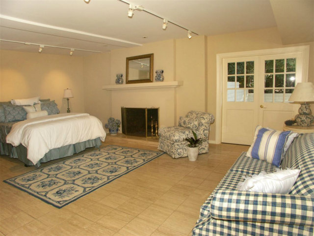 1552 Viscaino Road Pebble Beach, CA 93953 - Photo 18 of 23 Gallery Image 18