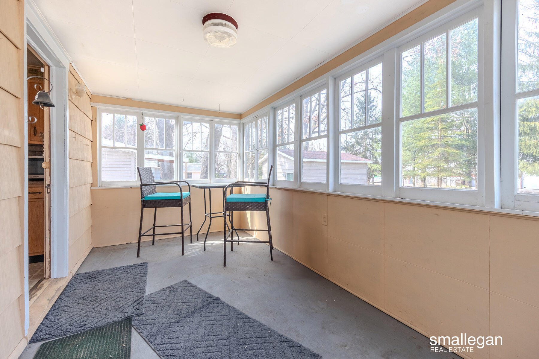 620 East Spring Street Whitehall, MI 49461 - Photo 12 of 29 620 East Springs Street-19