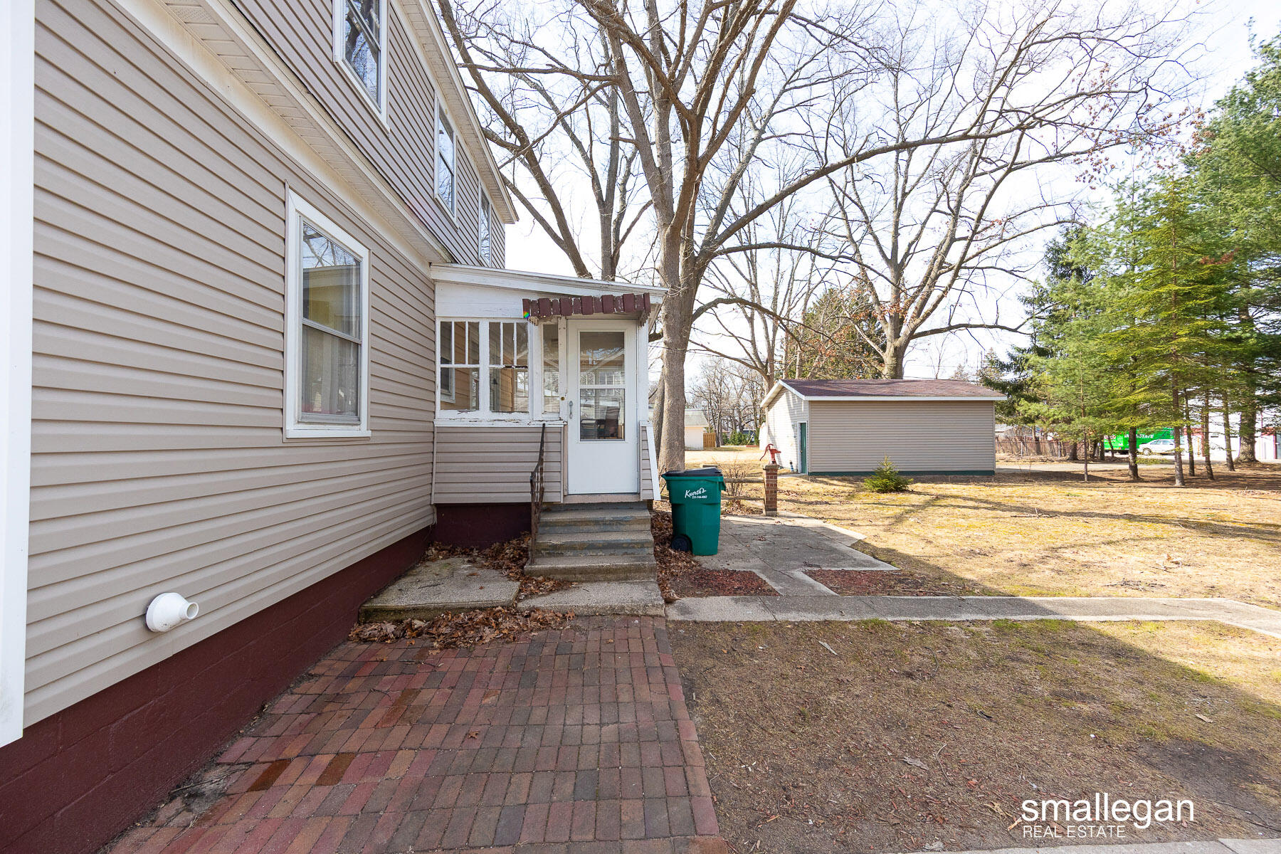620 East Spring Street Whitehall, MI 49461 - Photo 26 of 29 620 East Springs Street-5