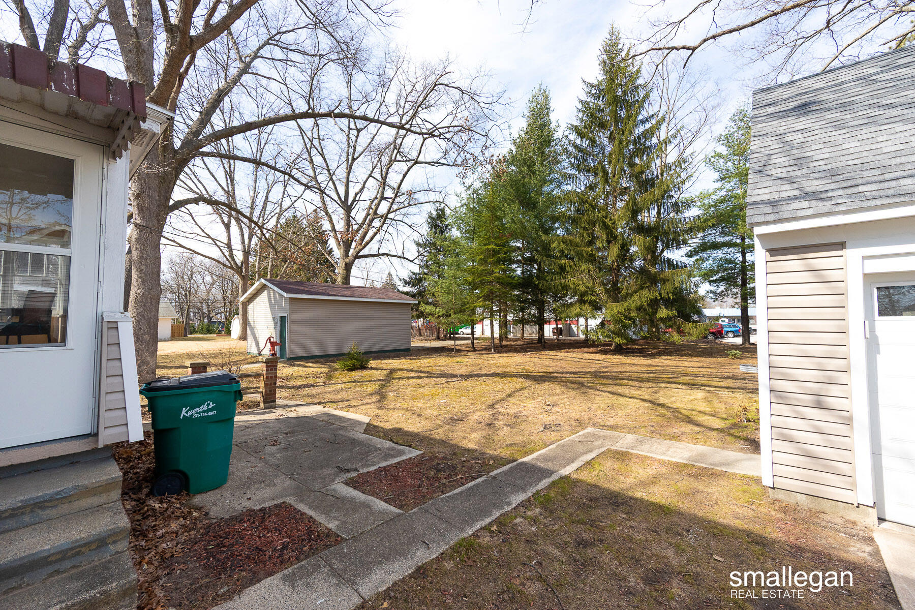 620 East Spring Street Whitehall, MI 49461 - Photo 27 of 29 620 East Springs Street-6