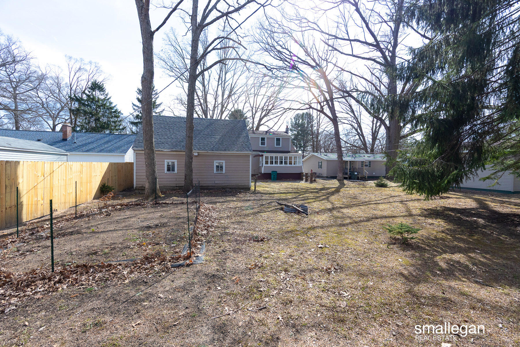 620 East Spring Street Whitehall, MI 49461 - Photo 28 of 29 620 East Springs Street-7