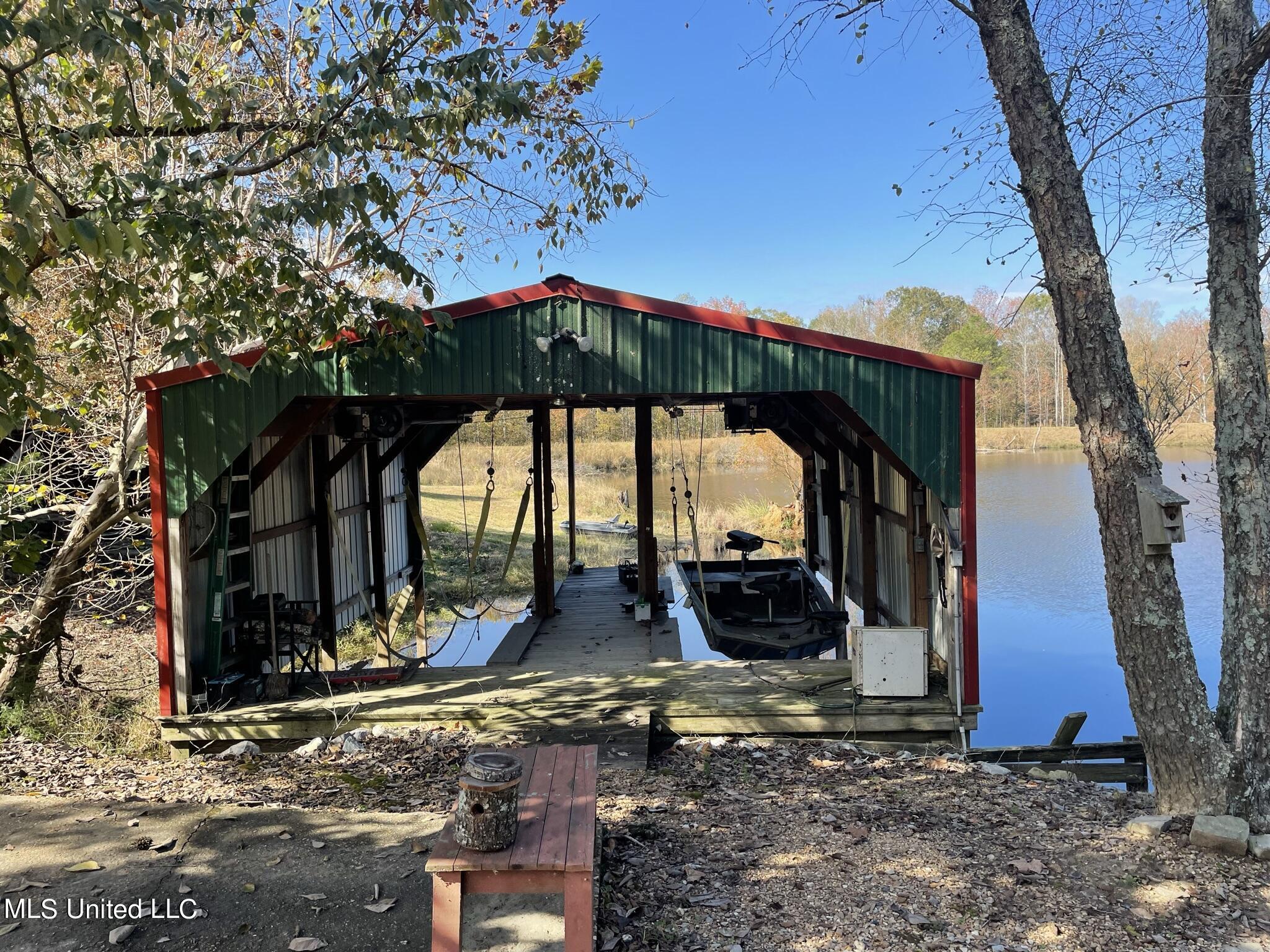 1946 Youngton Road Vicksburg, MS 39183 - Photo 10 of 18 IMG_5225