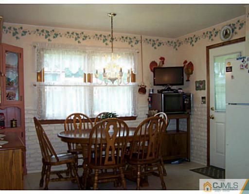 5 Rittner Lane Old Bridge, NJ 08857 - Photo 9 of 21 Gallery Image 9